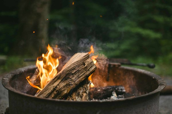 Comment préparer un repas complet avec un seul réchaud en camping?